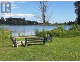 209 - 220 Kenyon Street W, North Glengarry, ON K0C1A0 Photo 11