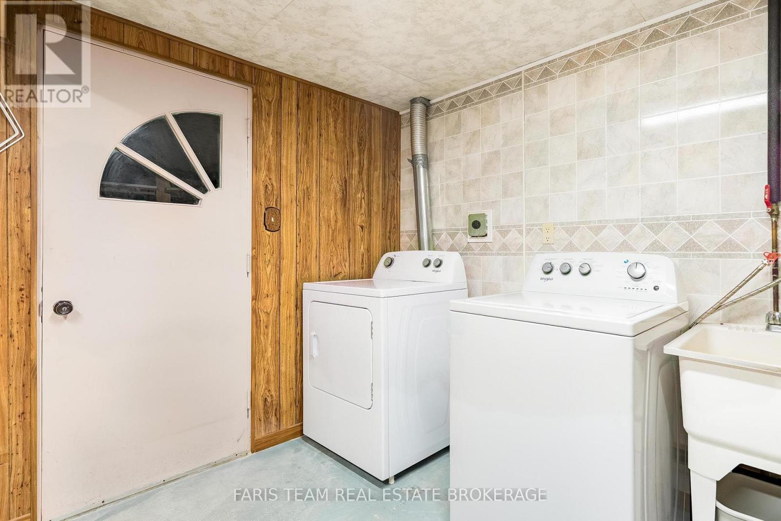 51 DAVIES CRESCENT - Image 30
