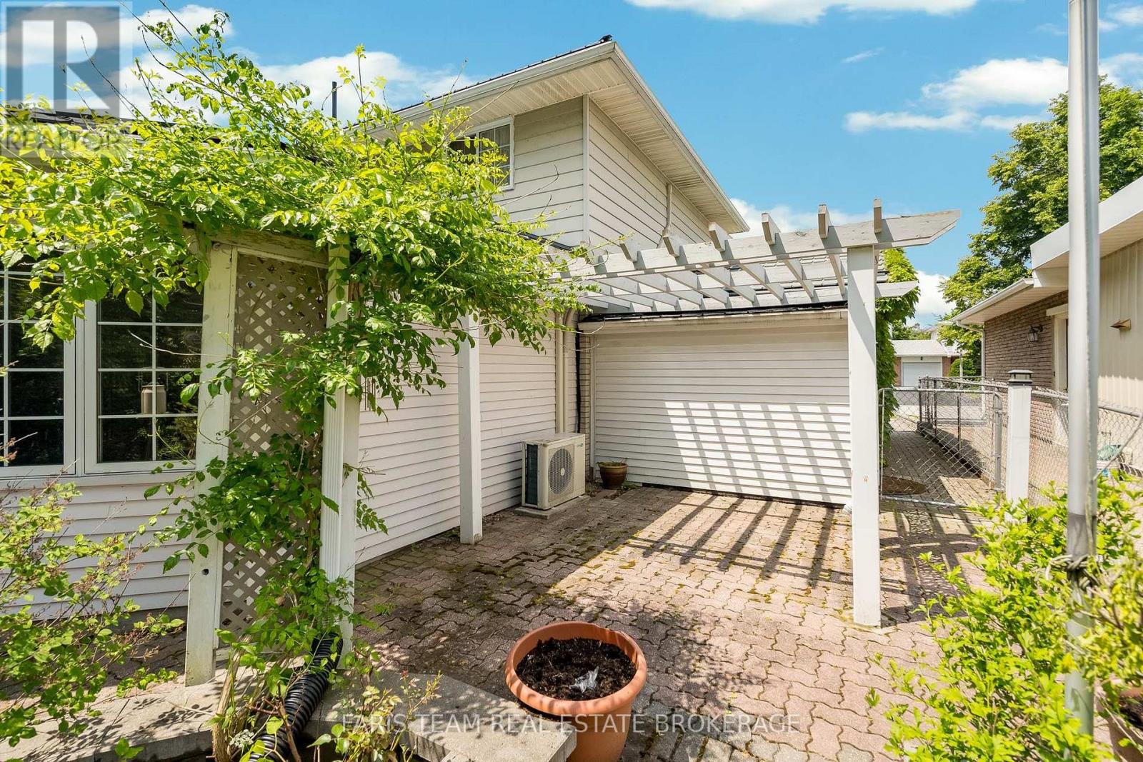 51 DAVIES CRESCENT - Image 36