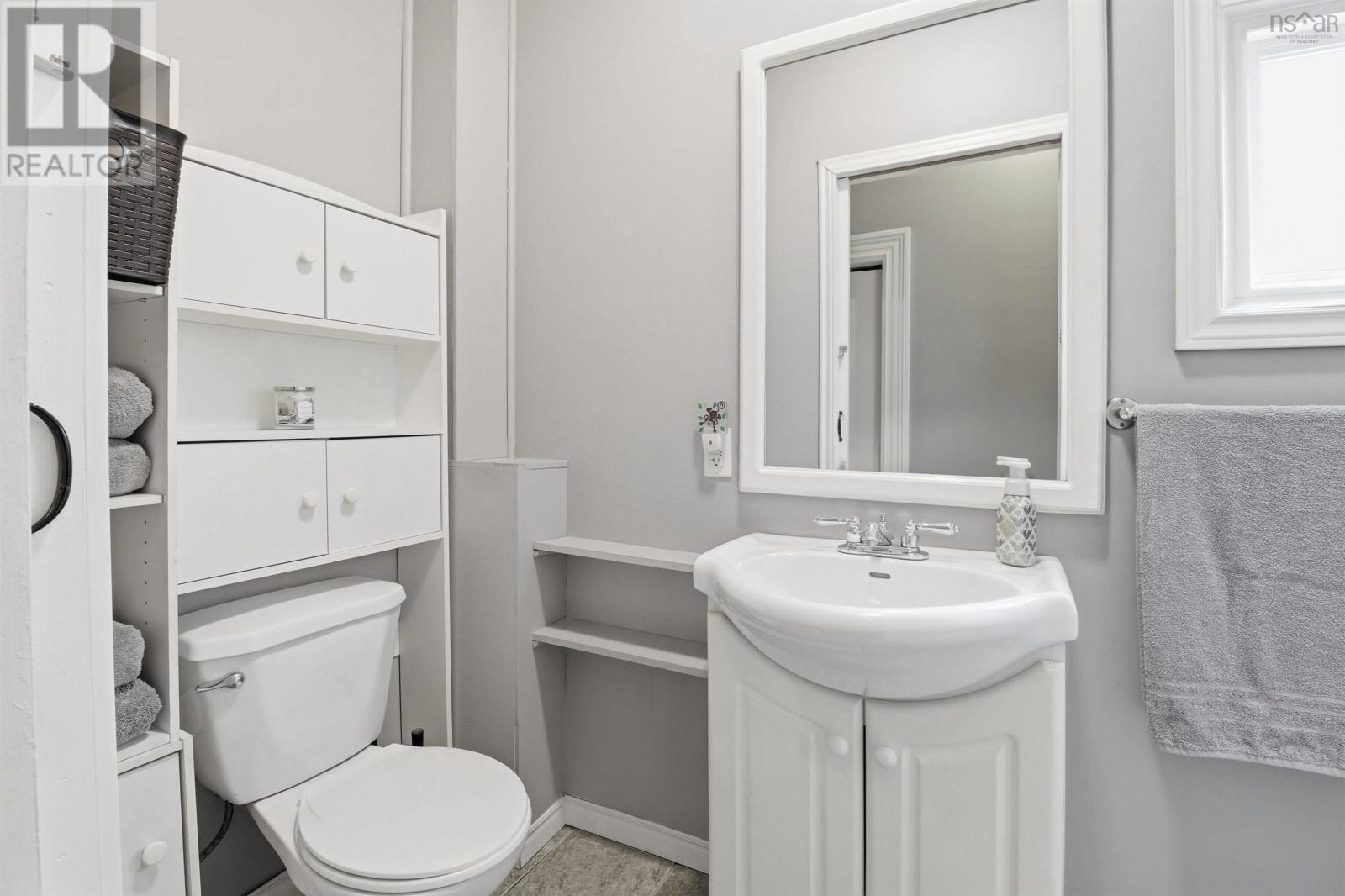 2704 Belle Aire Terrace - 33