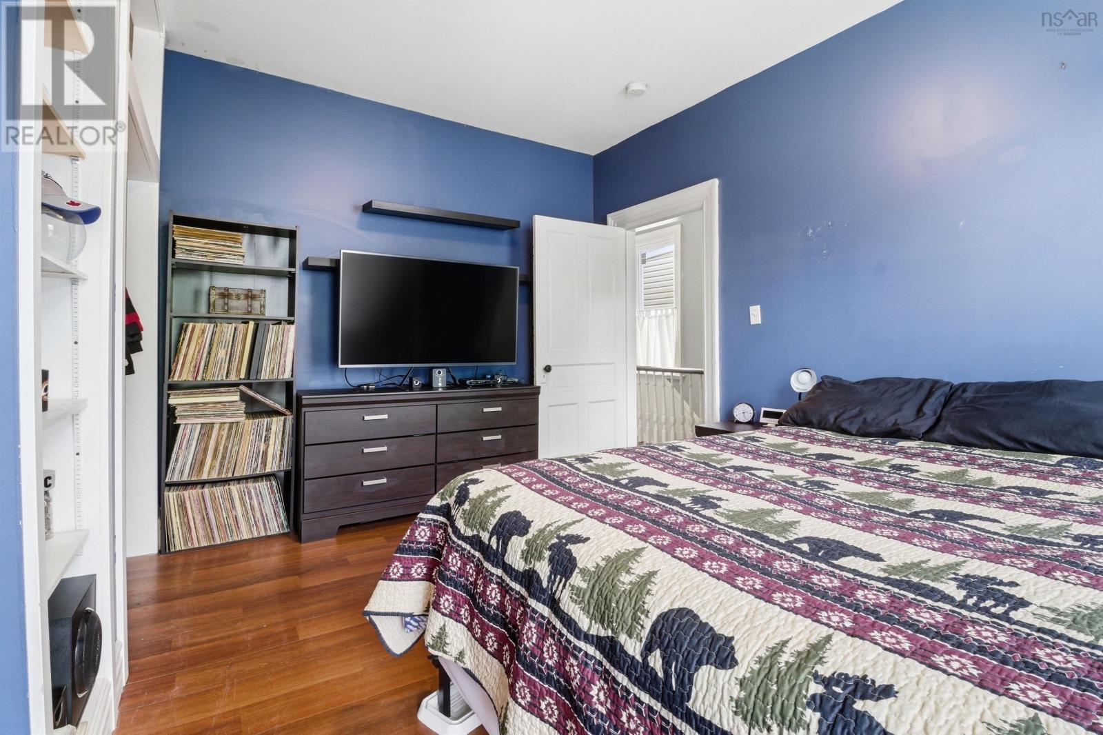 2704 Belle Aire Terrace - 27