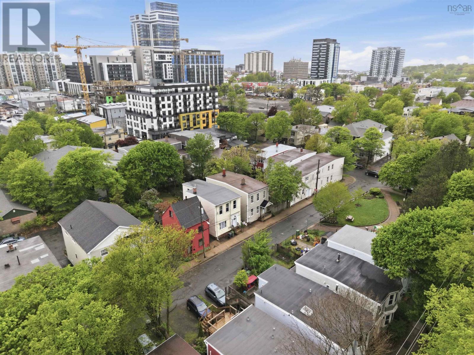 2704 Belle Aire Terrace - 39