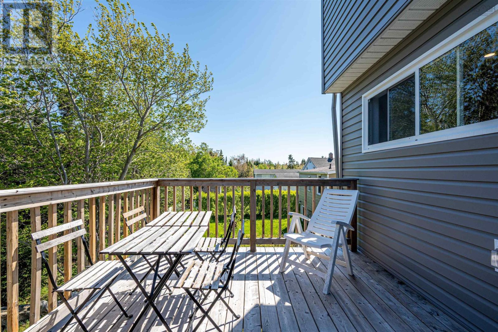 6 Charlton Avenue - 41