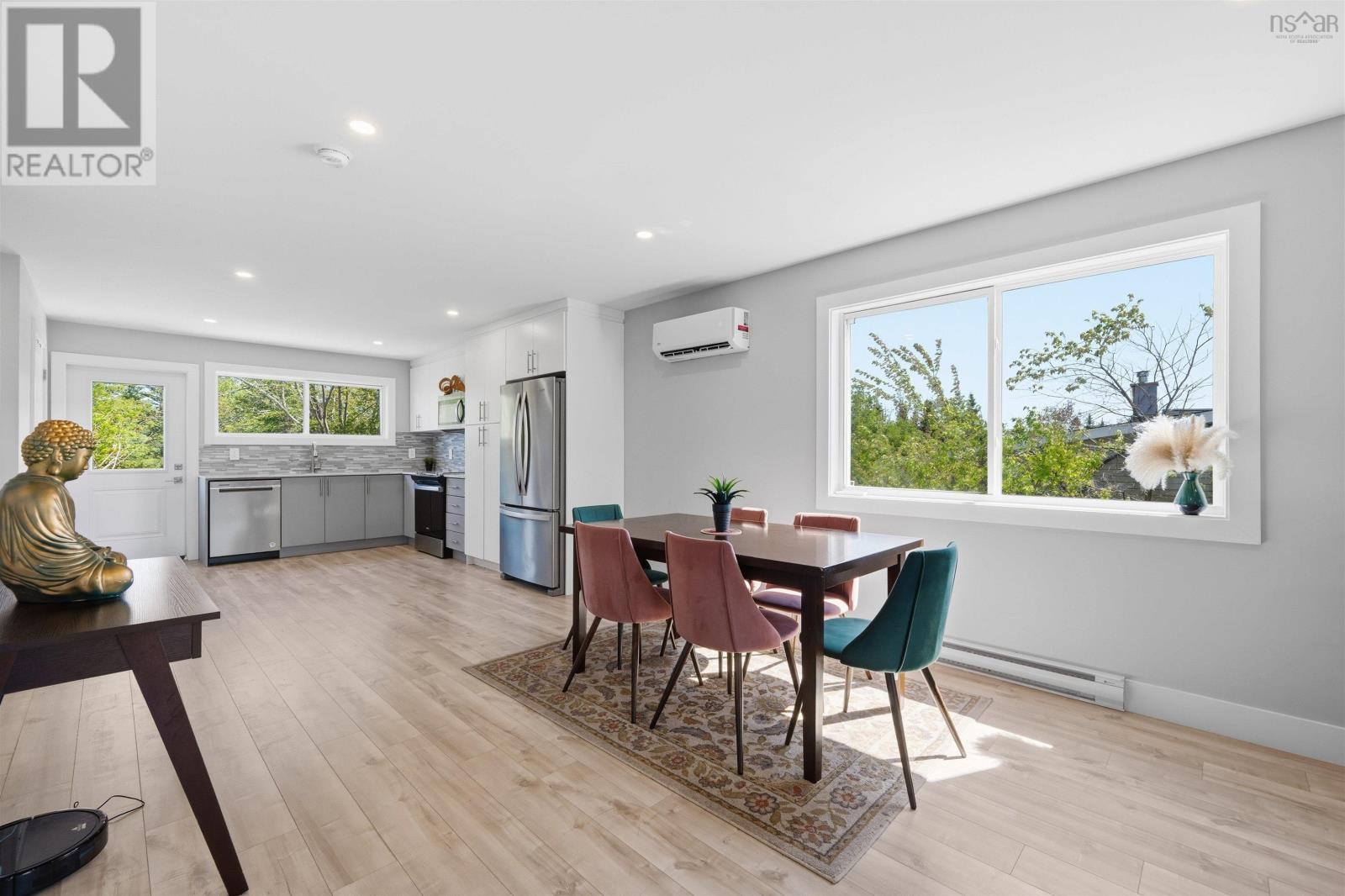 6 Charlton Avenue - 22