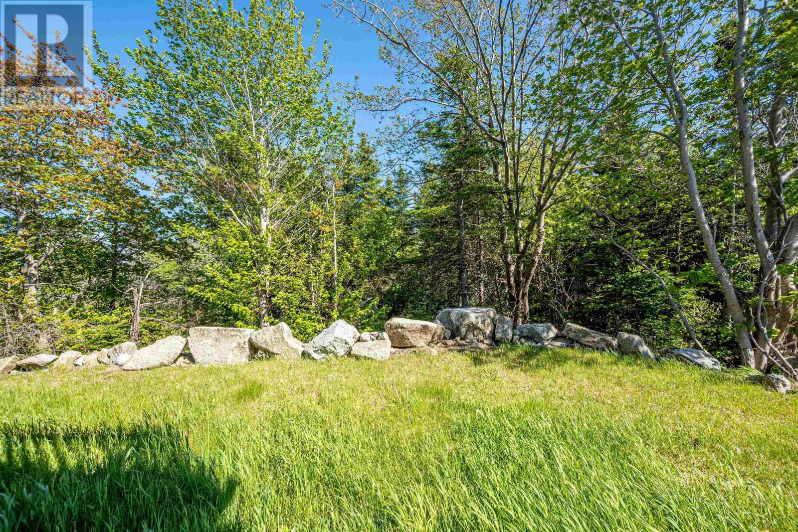 6 Charlton Avenue - 44