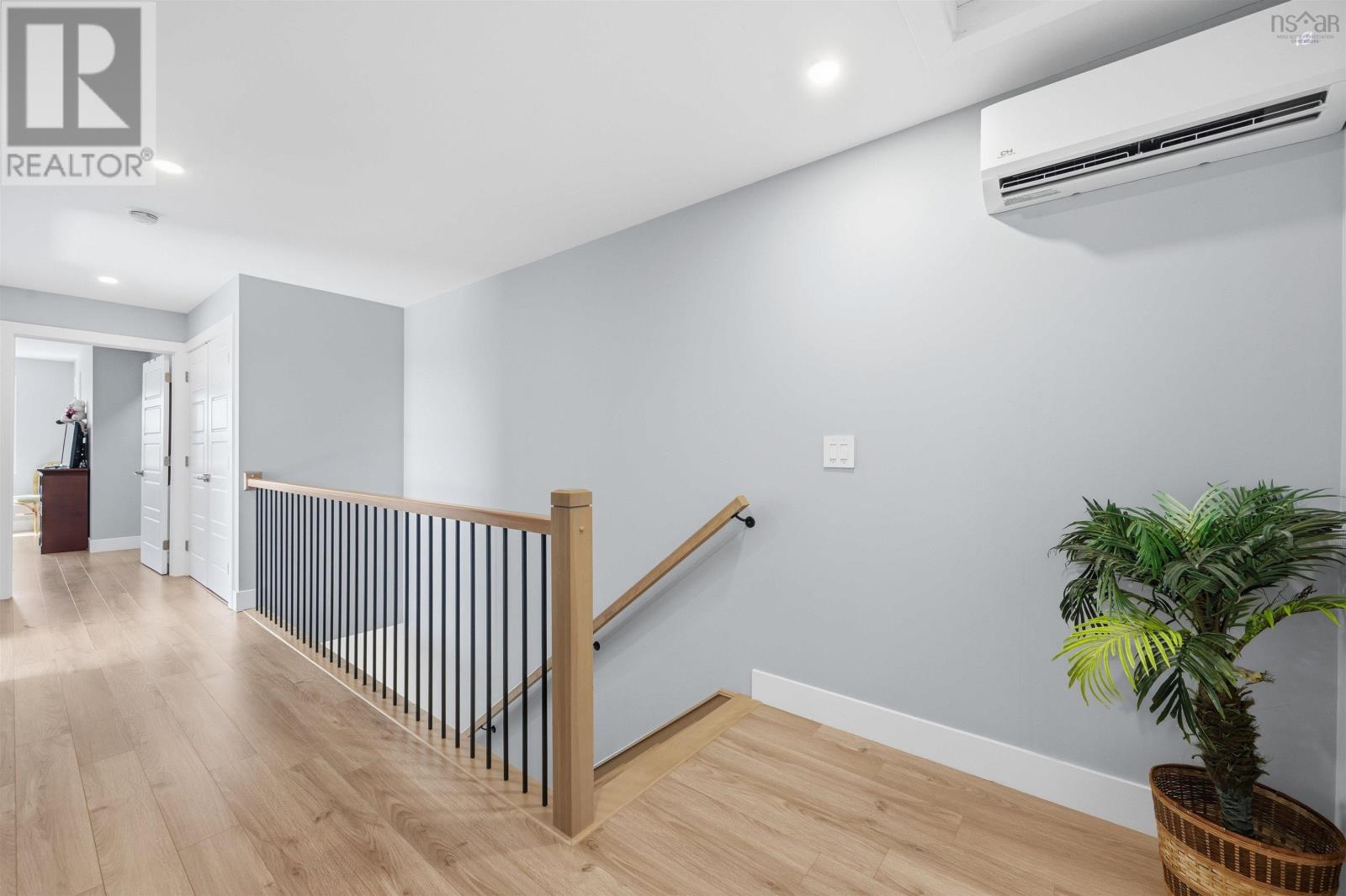 6 Charlton Avenue - 28