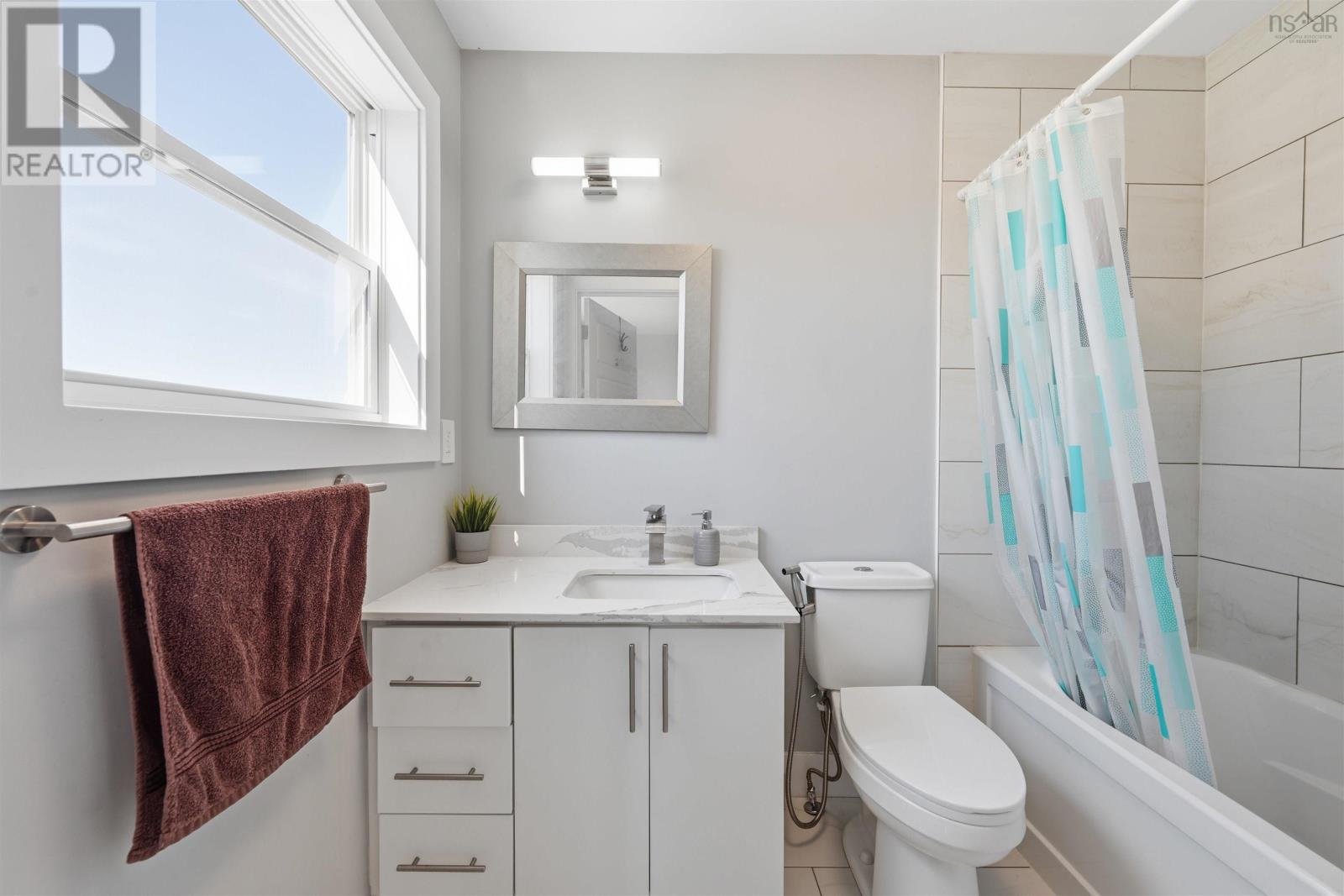 6 Charlton Avenue - 37