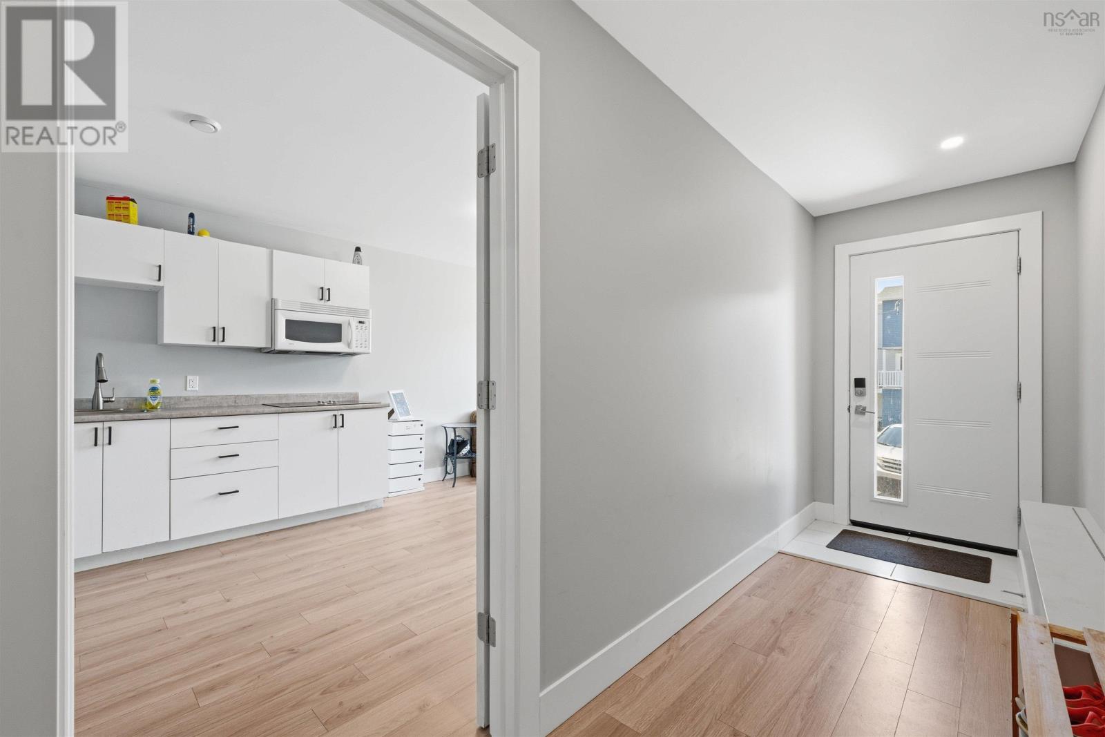 6 Charlton Avenue - 3