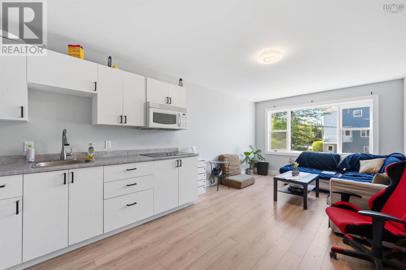 6 Charlton Avenue - 5