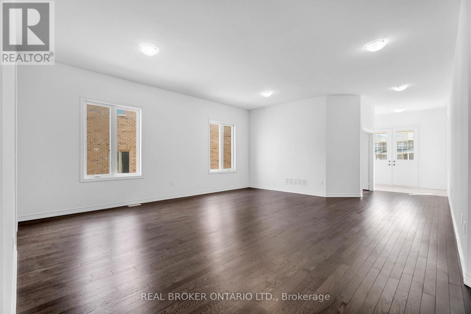430 VANDUSEN AVENUE - 10