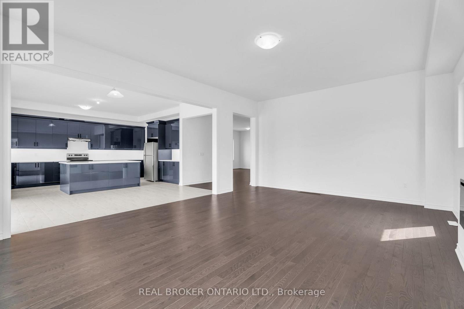 430 VANDUSEN AVENUE - 15