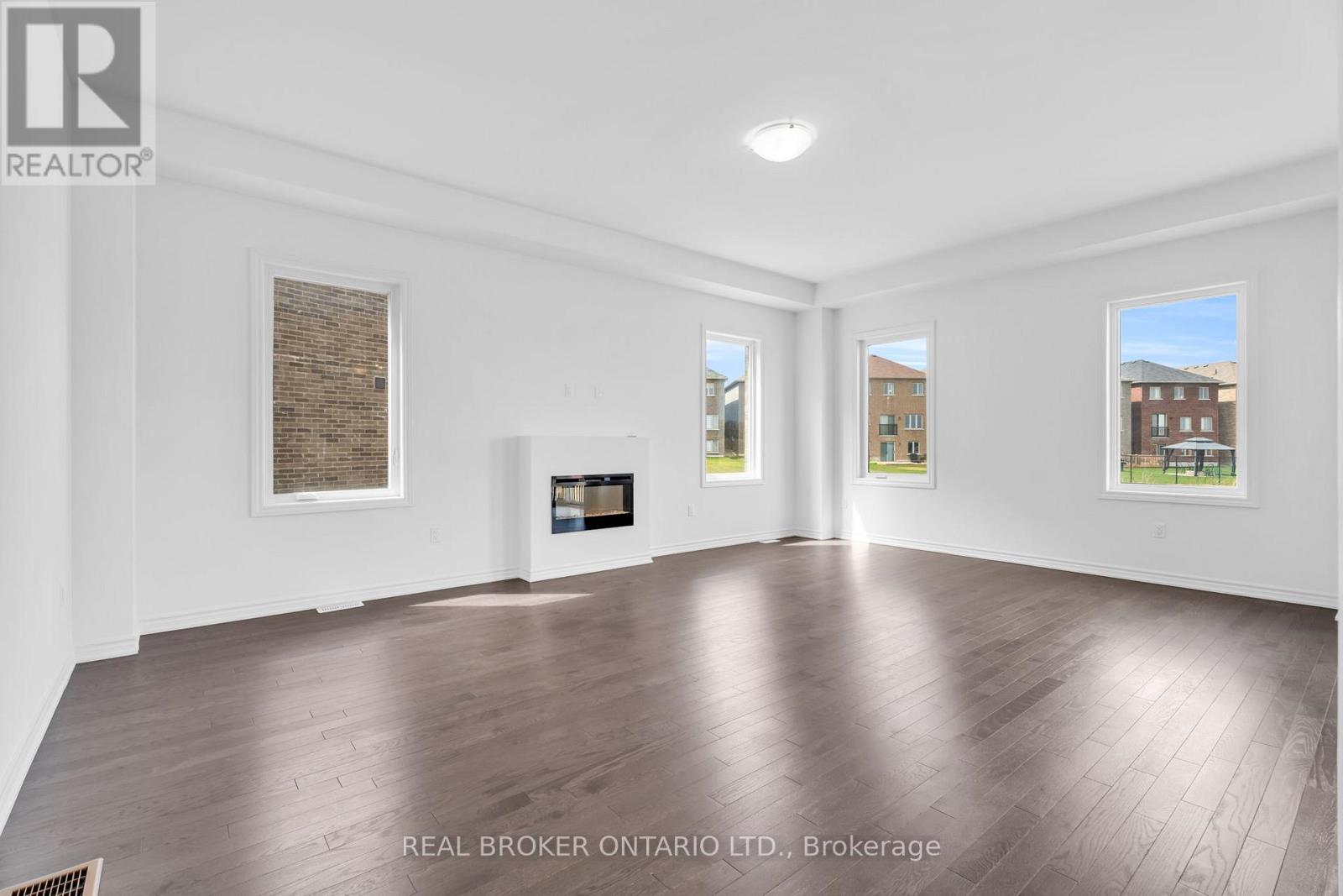 430 VANDUSEN AVENUE - 13