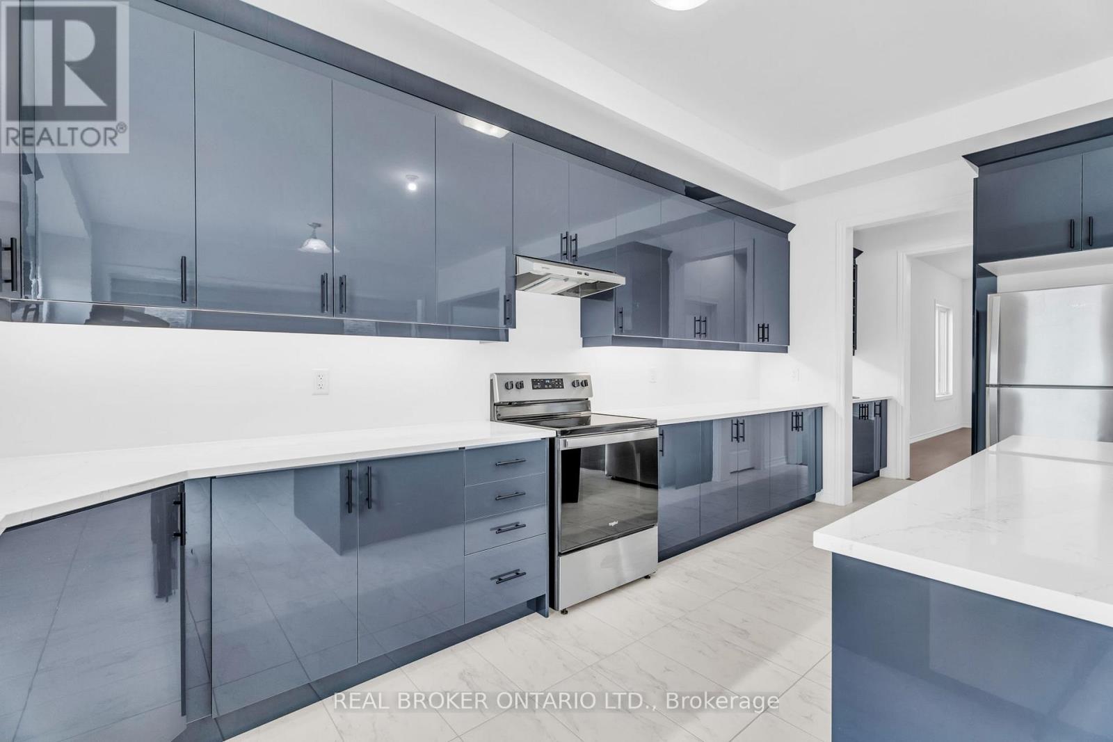 430 VANDUSEN AVENUE - 22
