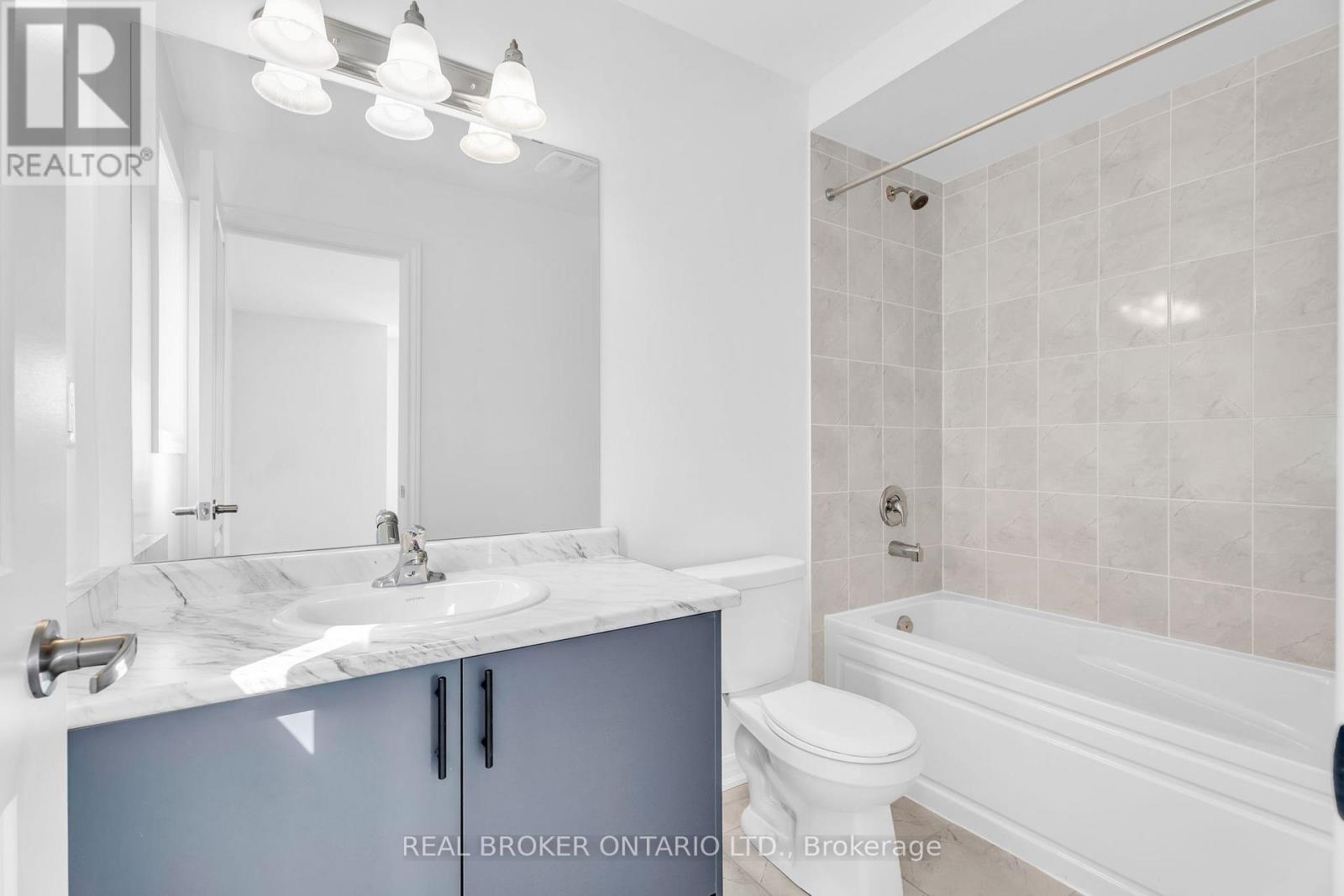 430 VANDUSEN AVENUE - 44