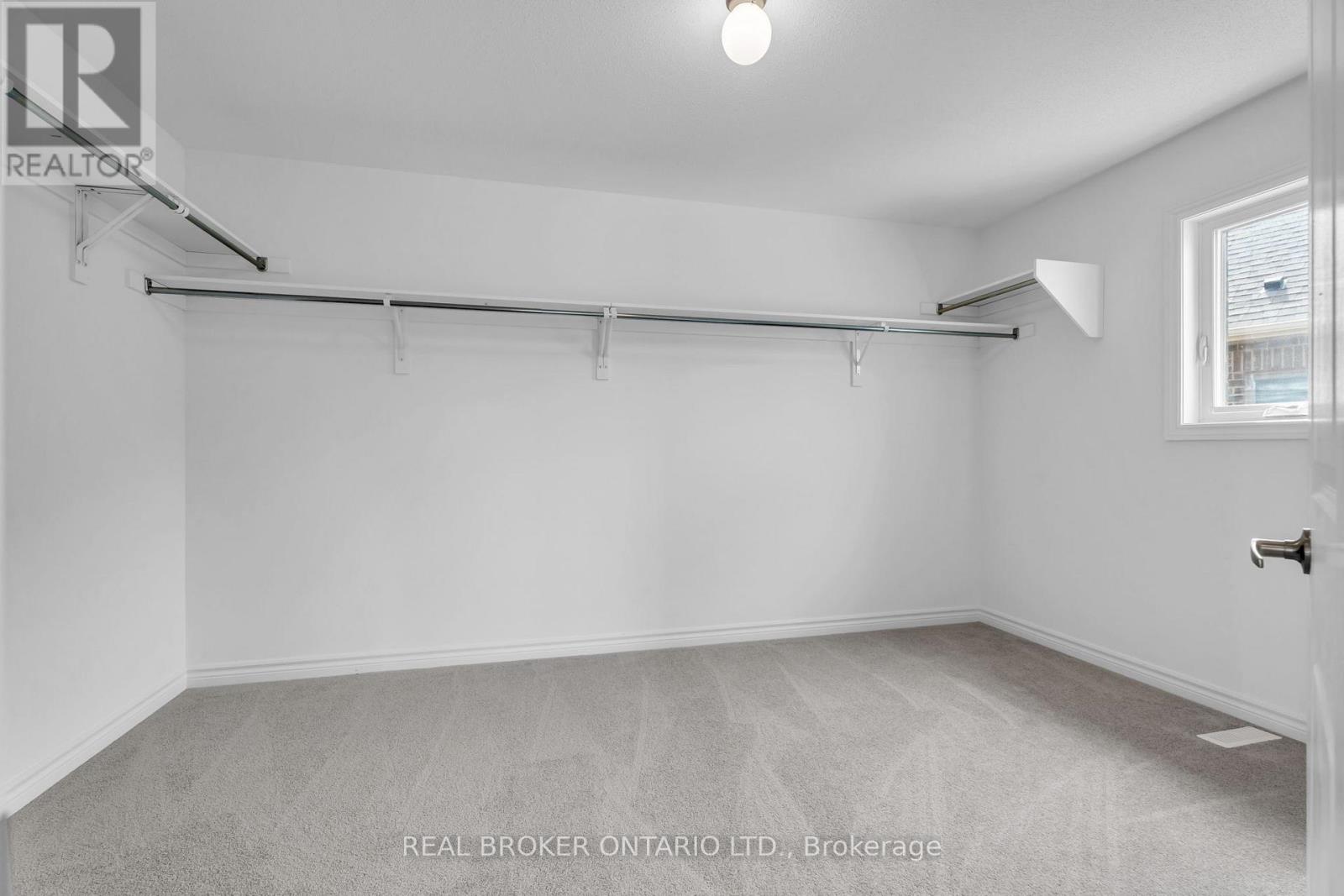 430 VANDUSEN AVENUE - 38