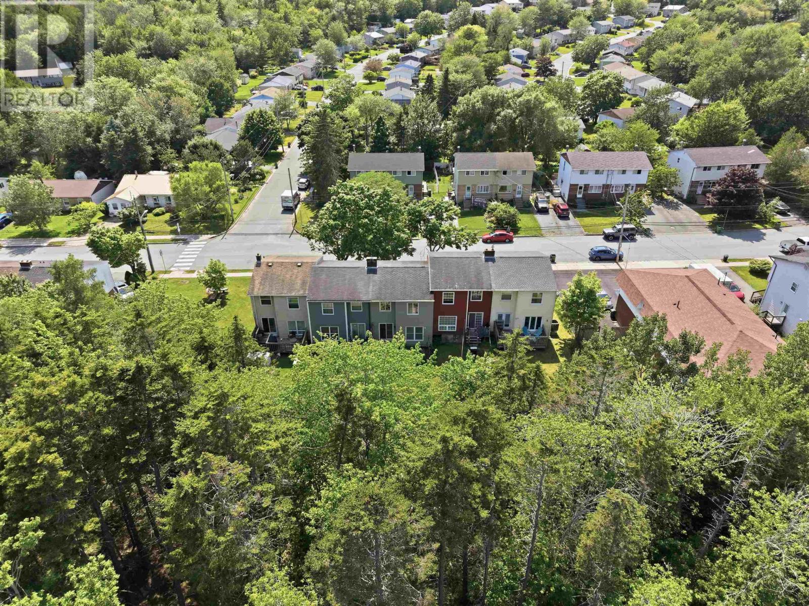 87 Circassion Drive - 32