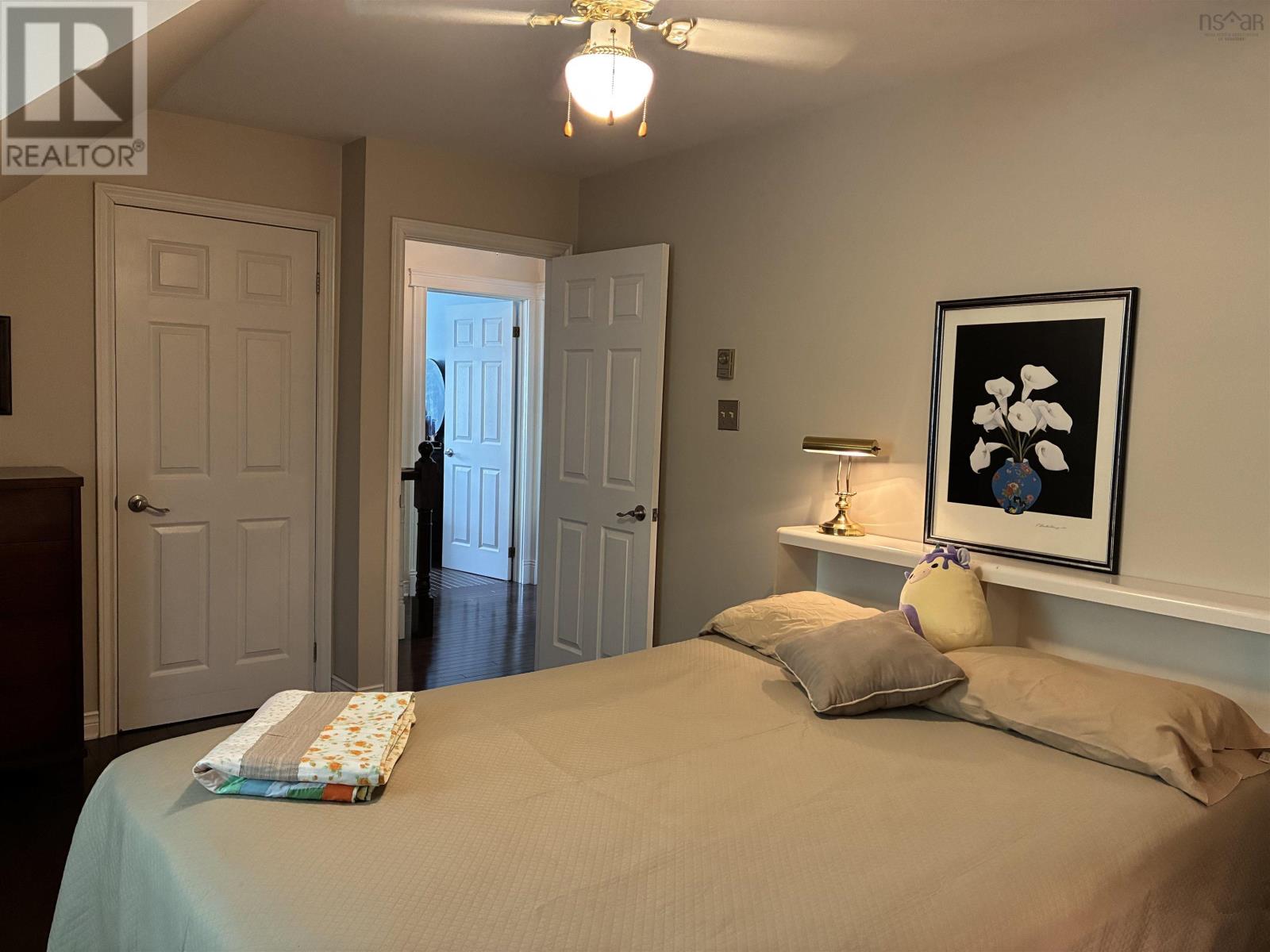 21 CROWELAND Drive - 24