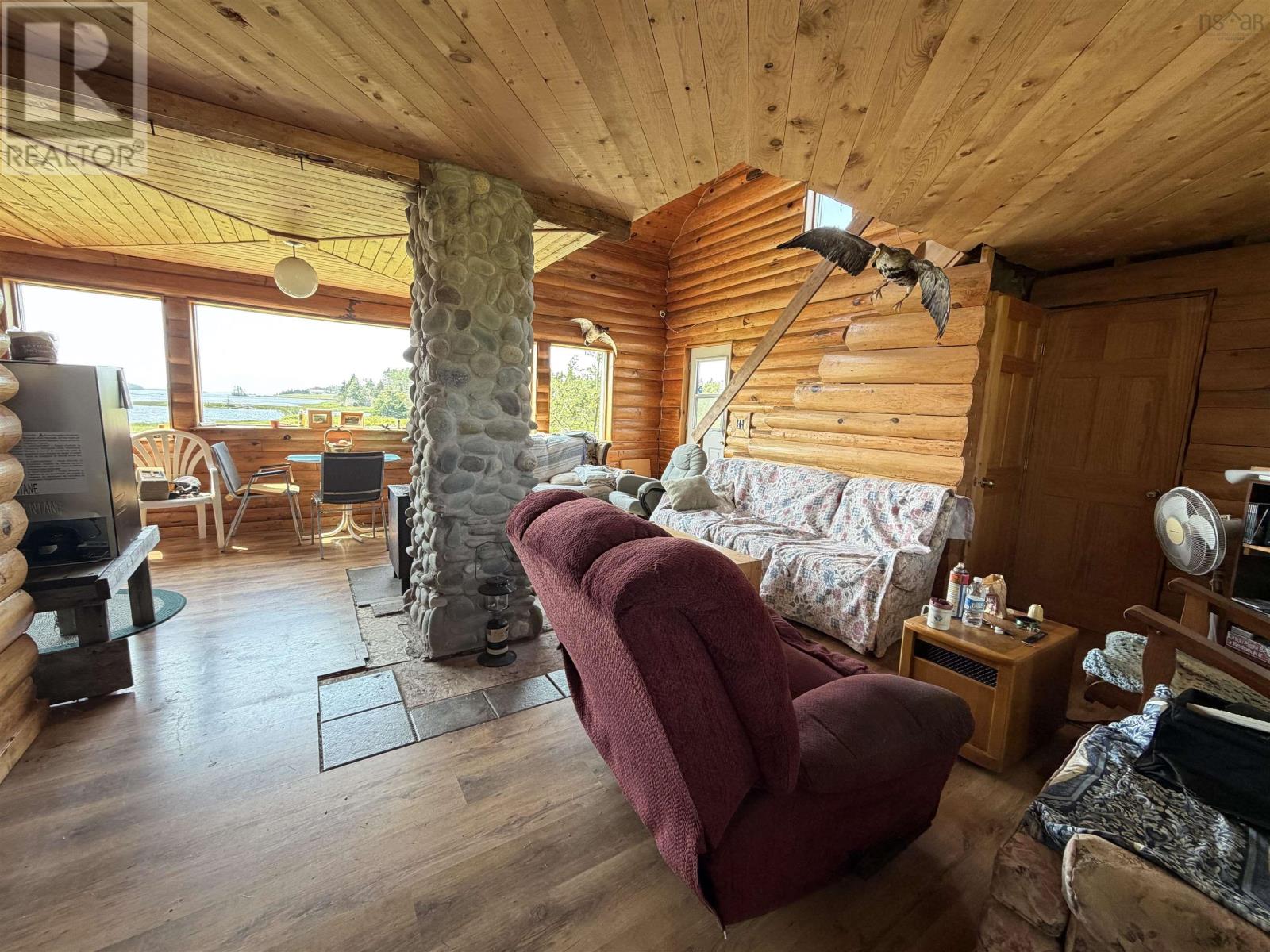 26346 Highway 7 - 23