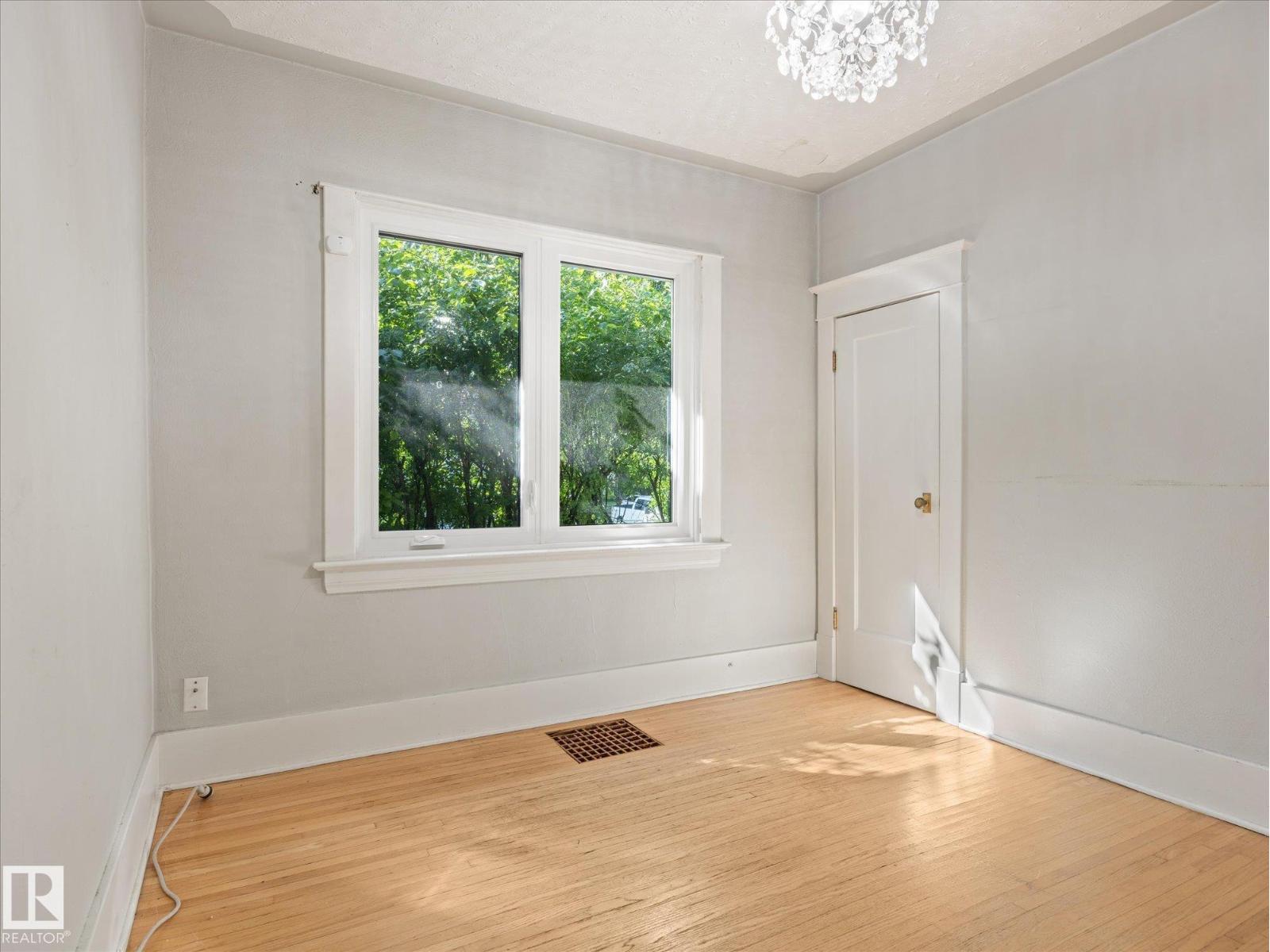 11331 66 ST NW - 19