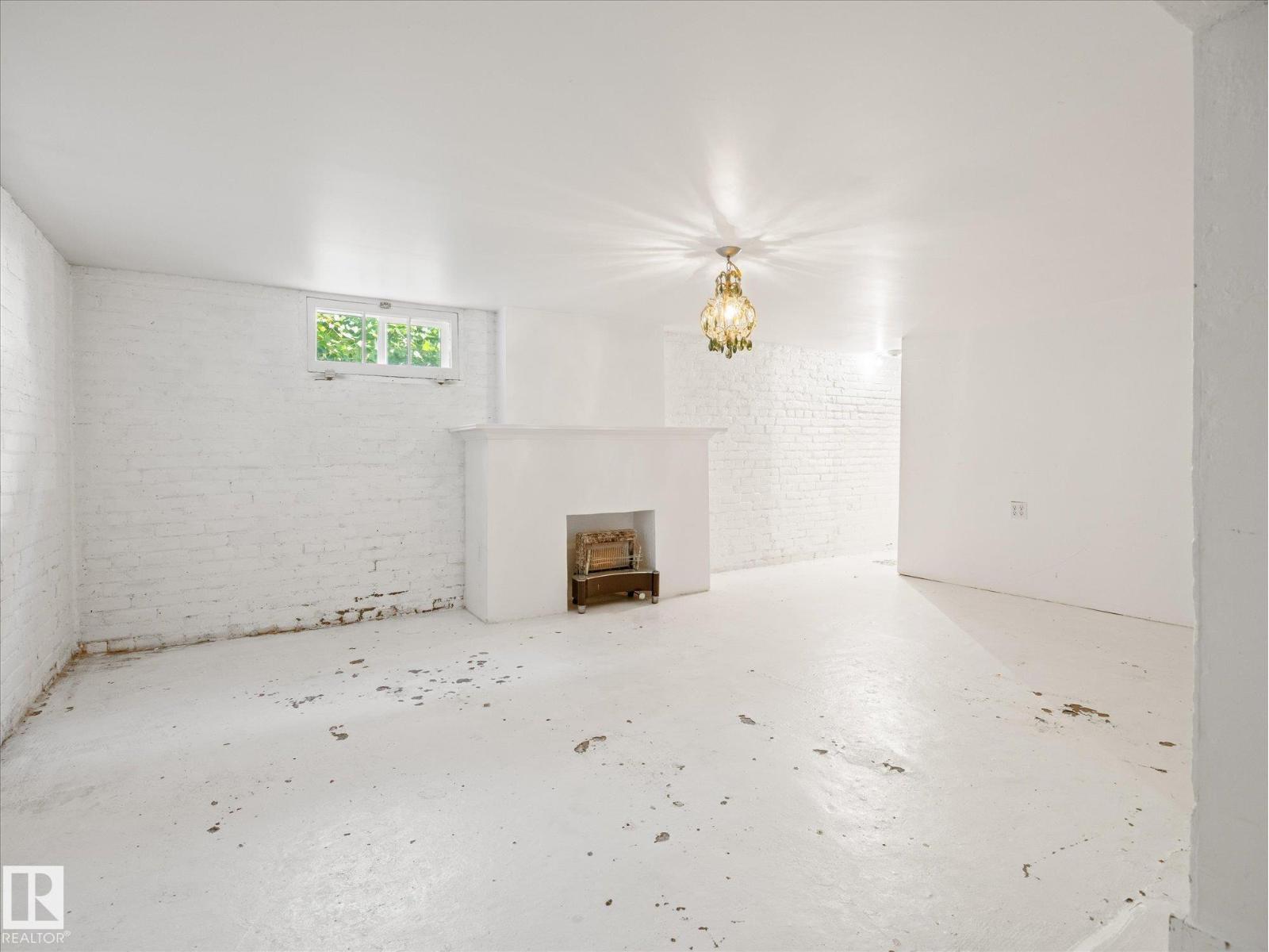 11331 66 ST NW - 25