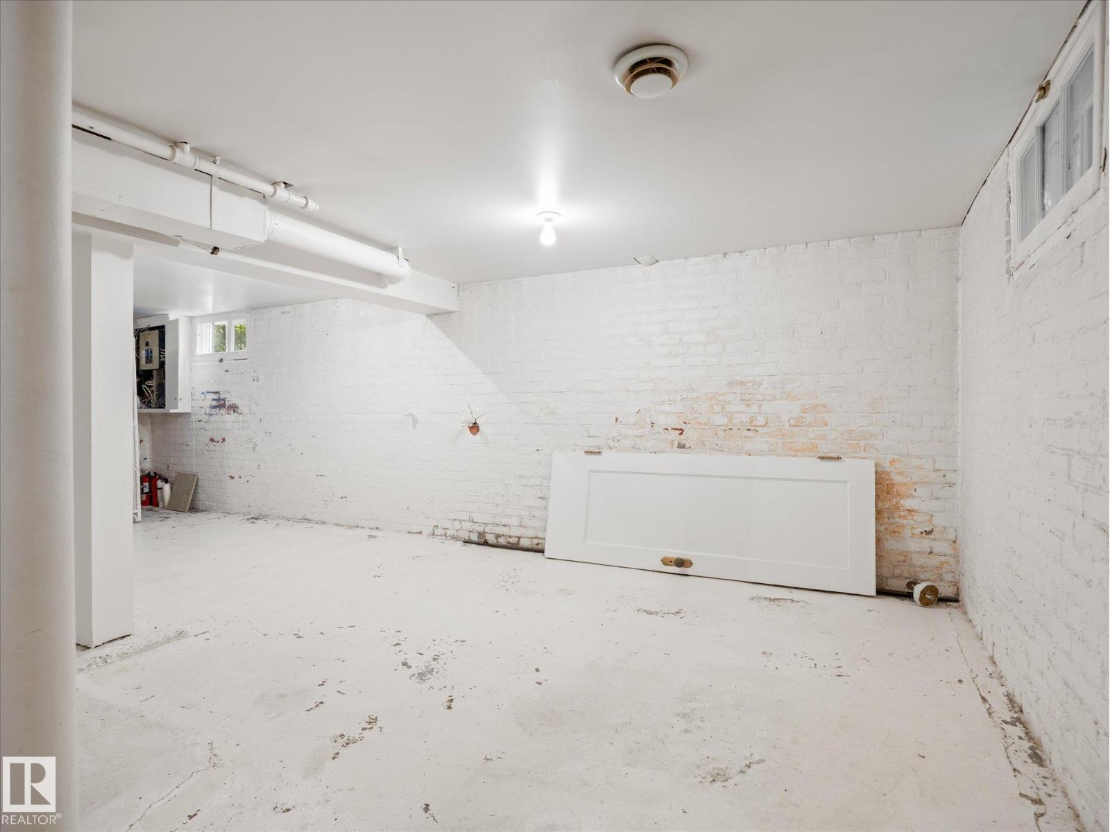 11331 66 ST NW - 29