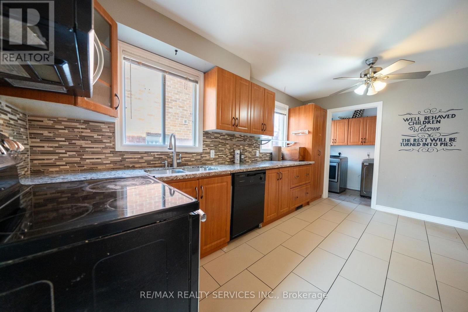 34 CLARRIDGE COURT - Image 10