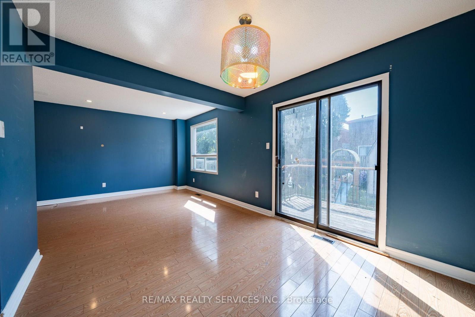 34 CLARRIDGE COURT - Image 12