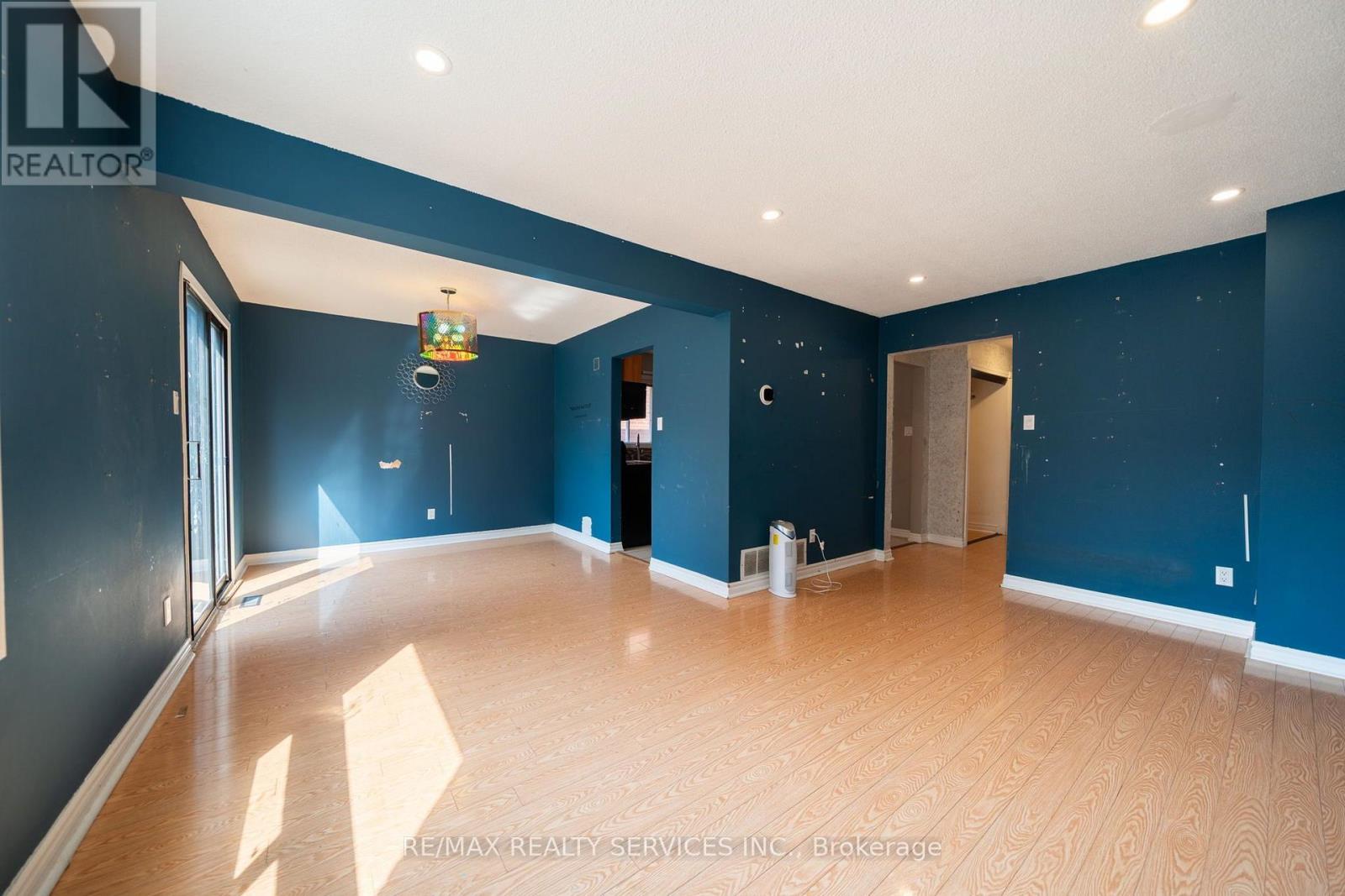 34 CLARRIDGE COURT - Image 13