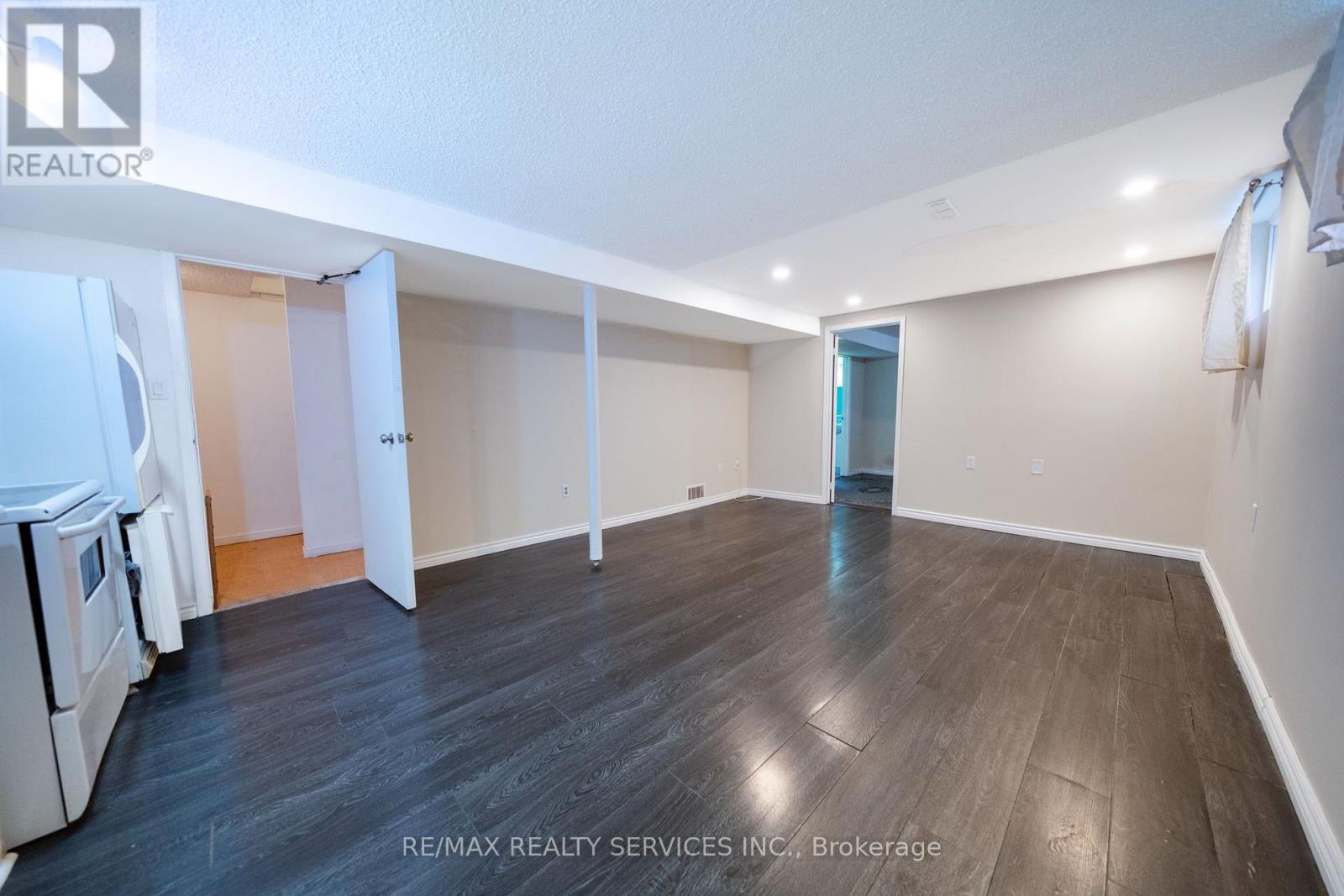34 CLARRIDGE COURT - Image 39