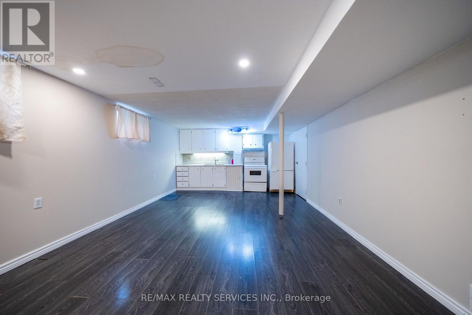 34 CLARRIDGE COURT - Image 41