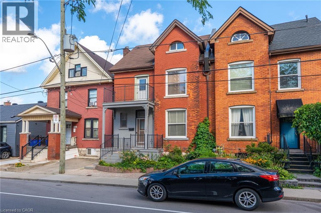 128 HESS Street N - Image 4