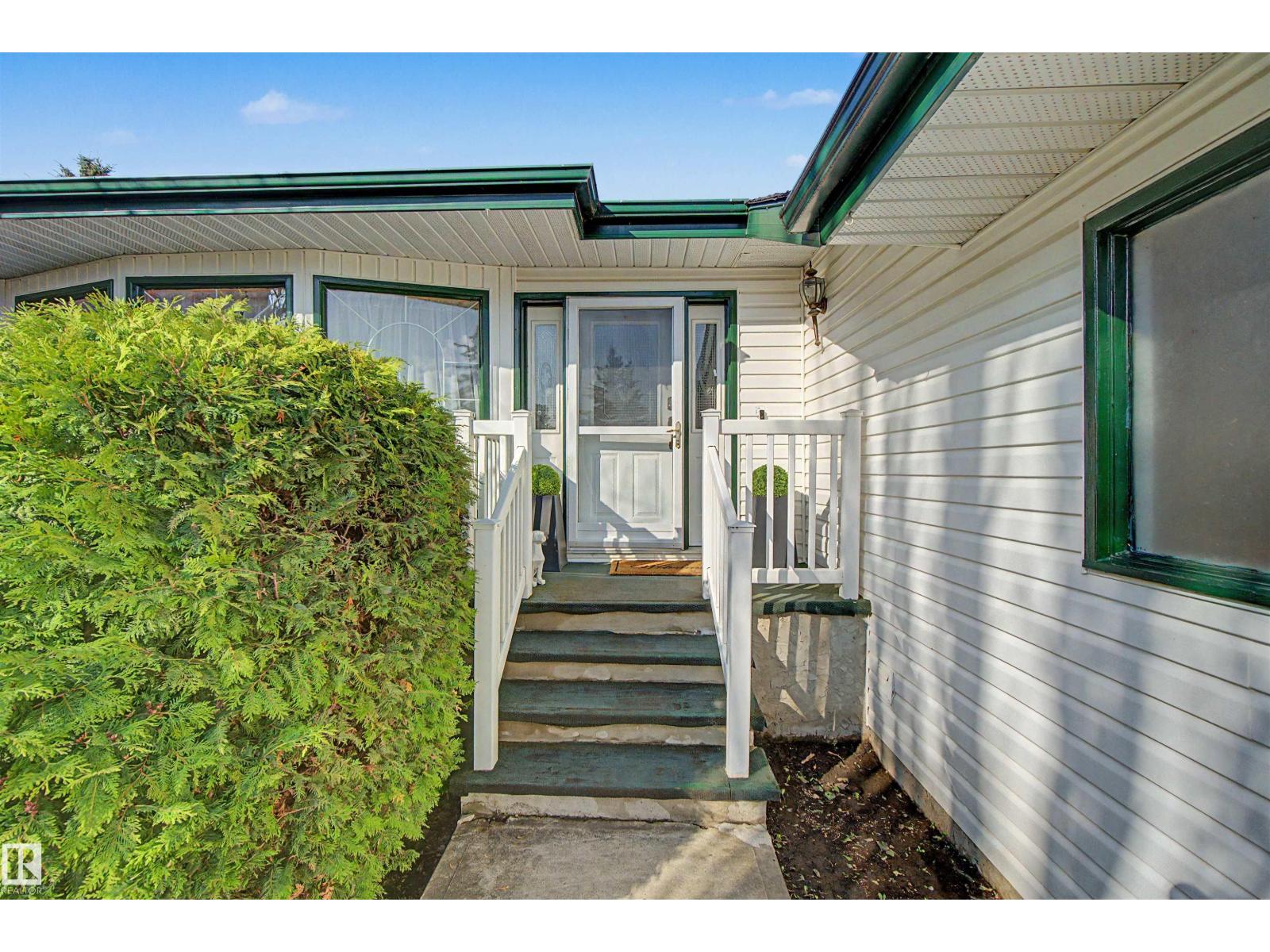 711 BUTTERWORTH DR NW - 4