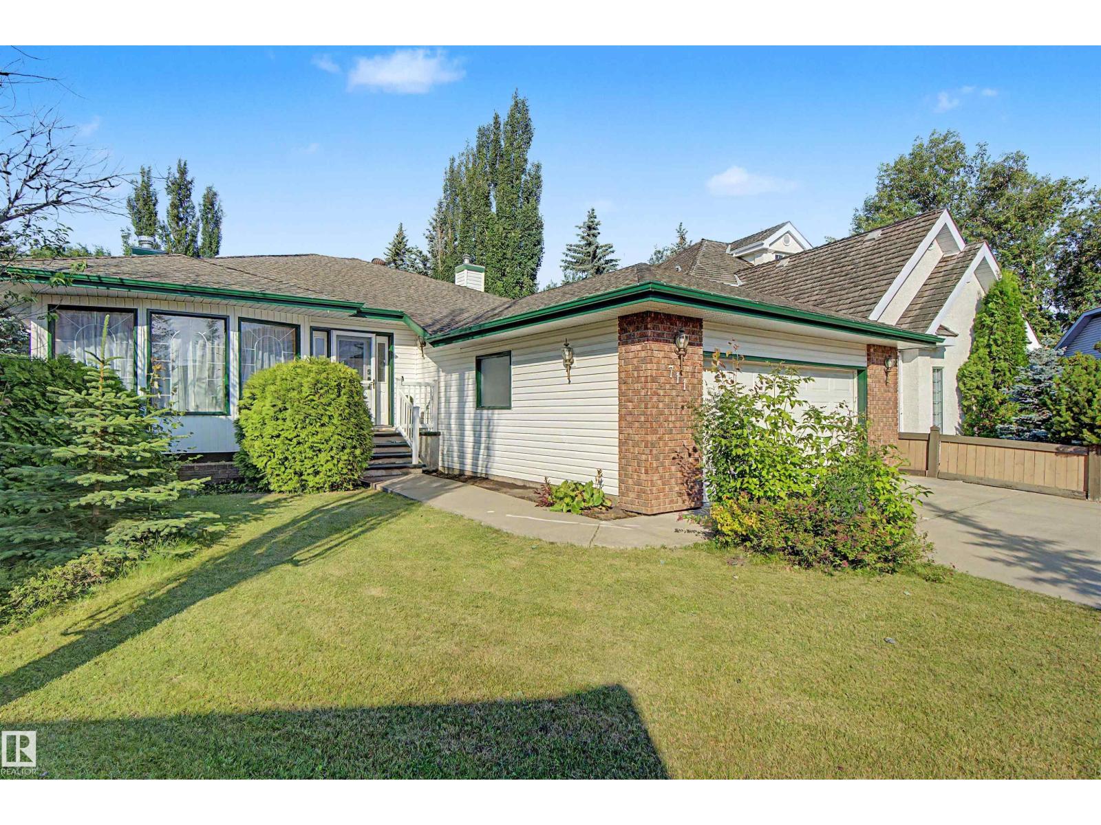 711 BUTTERWORTH DR NW - 2