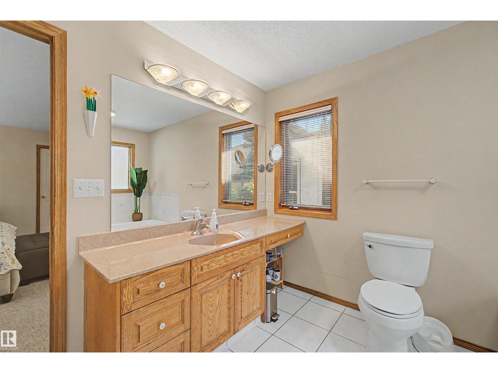711 BUTTERWORTH DR NW - 28