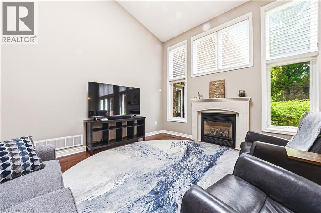 2178 BERWICK Drive - 8