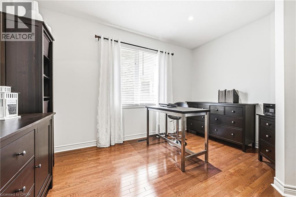 2178 BERWICK Drive - 25