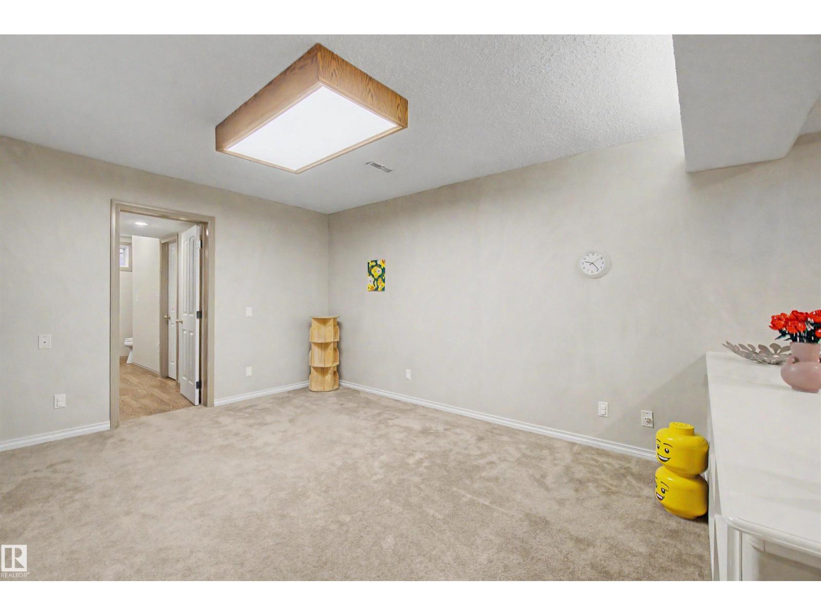 711 BUTTERWORTH DR NW - 47
