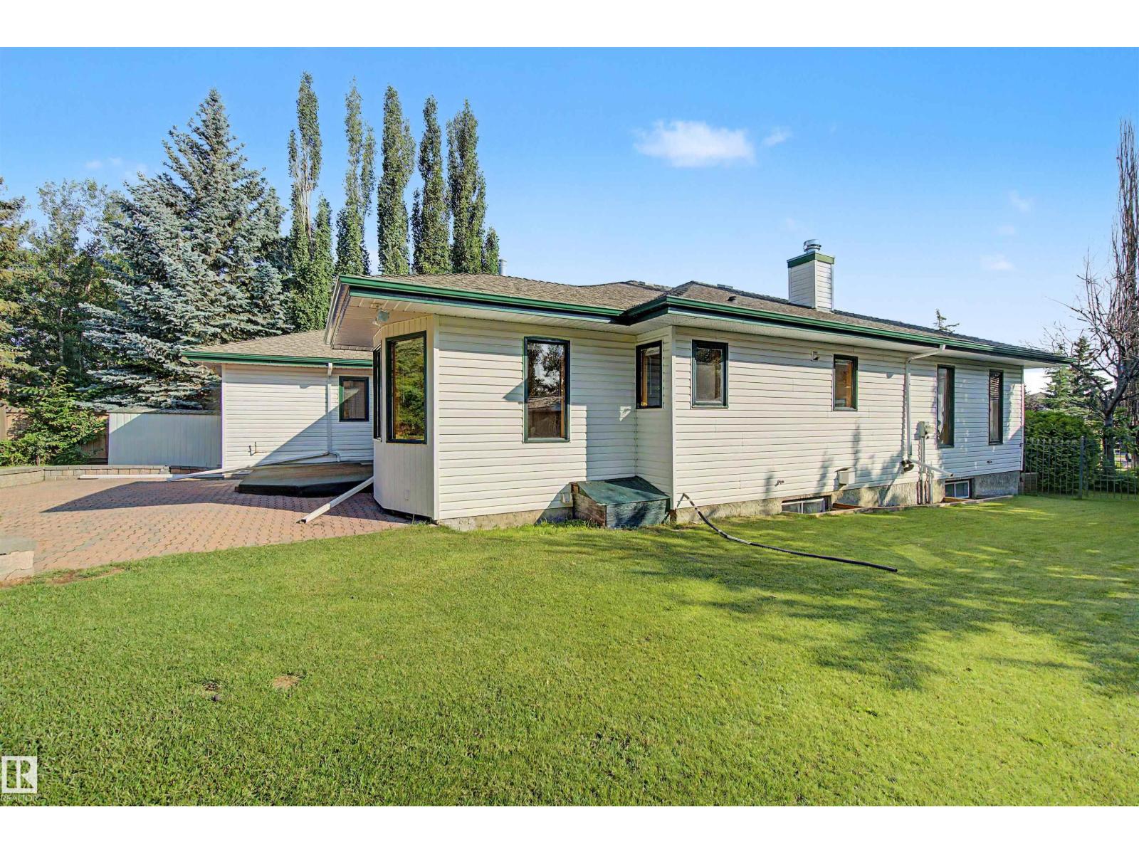 711 BUTTERWORTH DR NW - 62