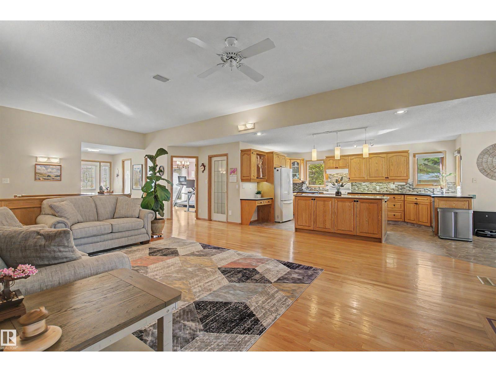 711 BUTTERWORTH DR NW - 13