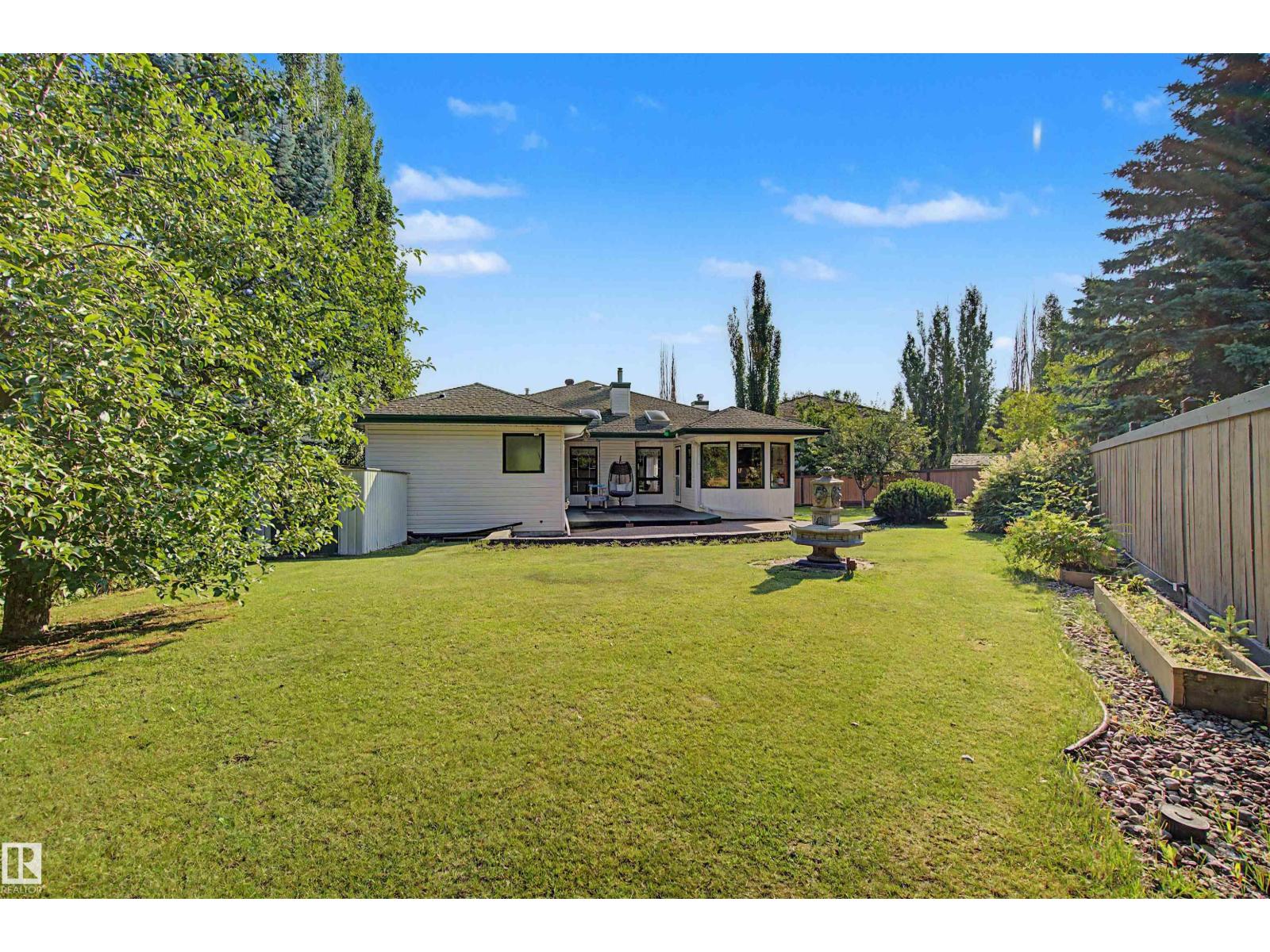 711 BUTTERWORTH DR NW - 64