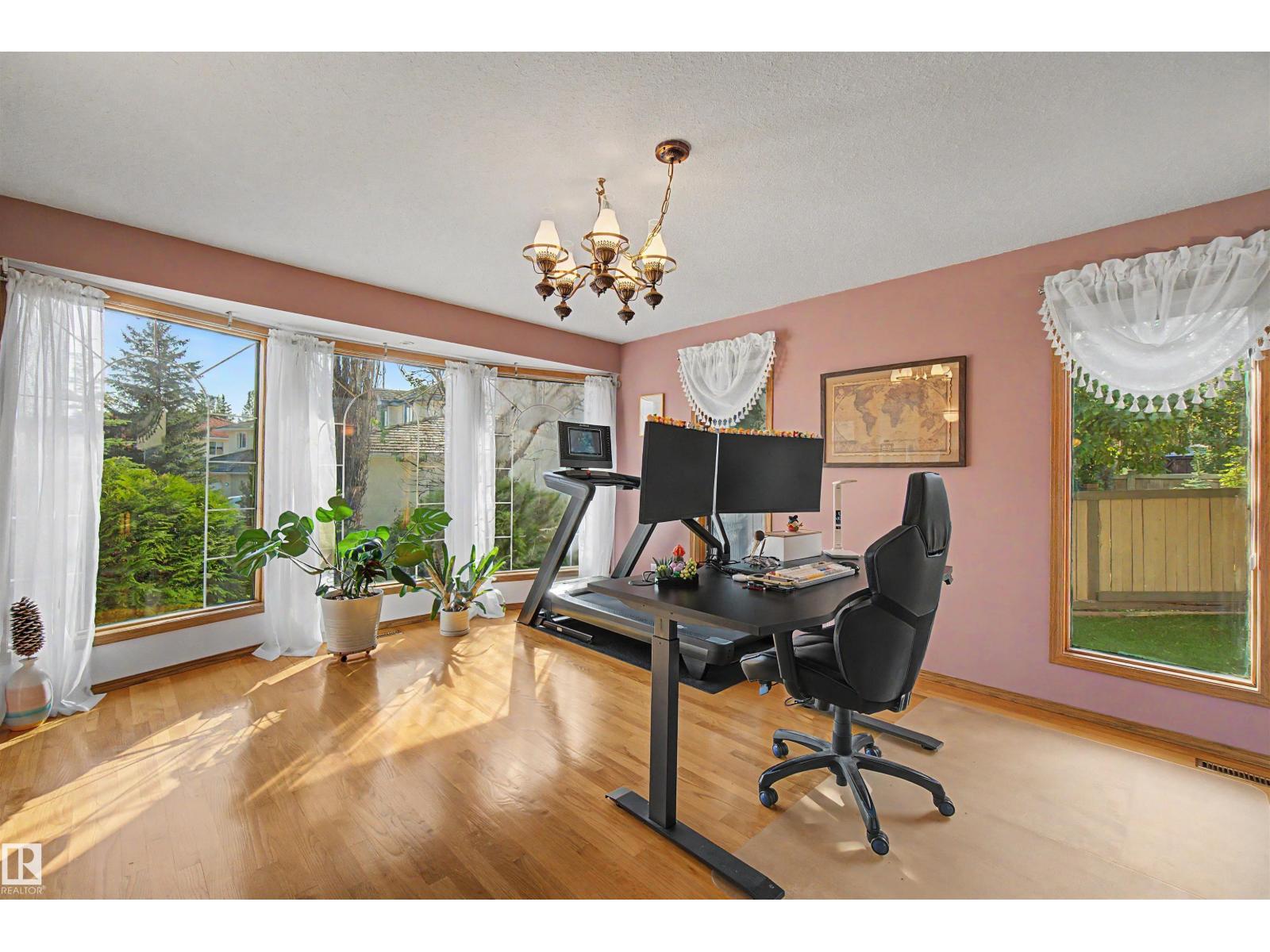 711 BUTTERWORTH DR NW - 8