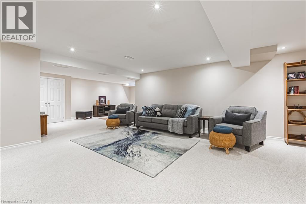 2178 BERWICK Drive - 27
