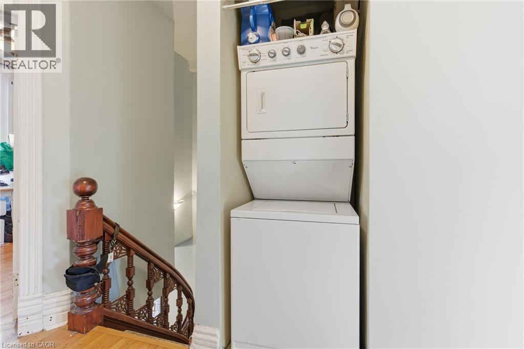 30 ONTARIO Avenue - 23
