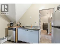 30 Ontario Avenue, Hamilton, ON L8N2X2 Photo 40