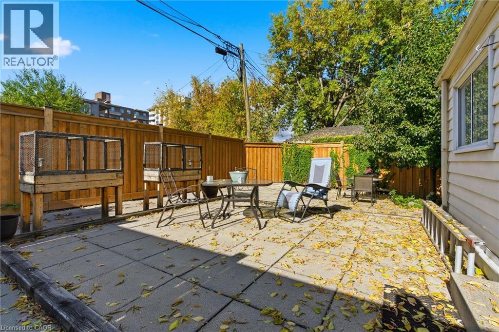 30 ONTARIO Avenue - 48