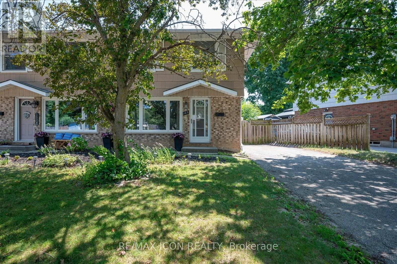 165 SELKIRK DRIVE - 1