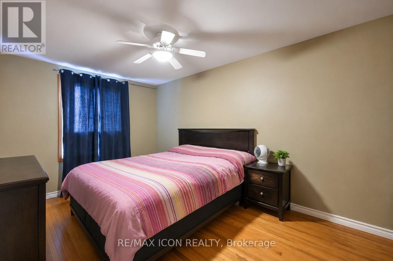 165 SELKIRK DRIVE - 8