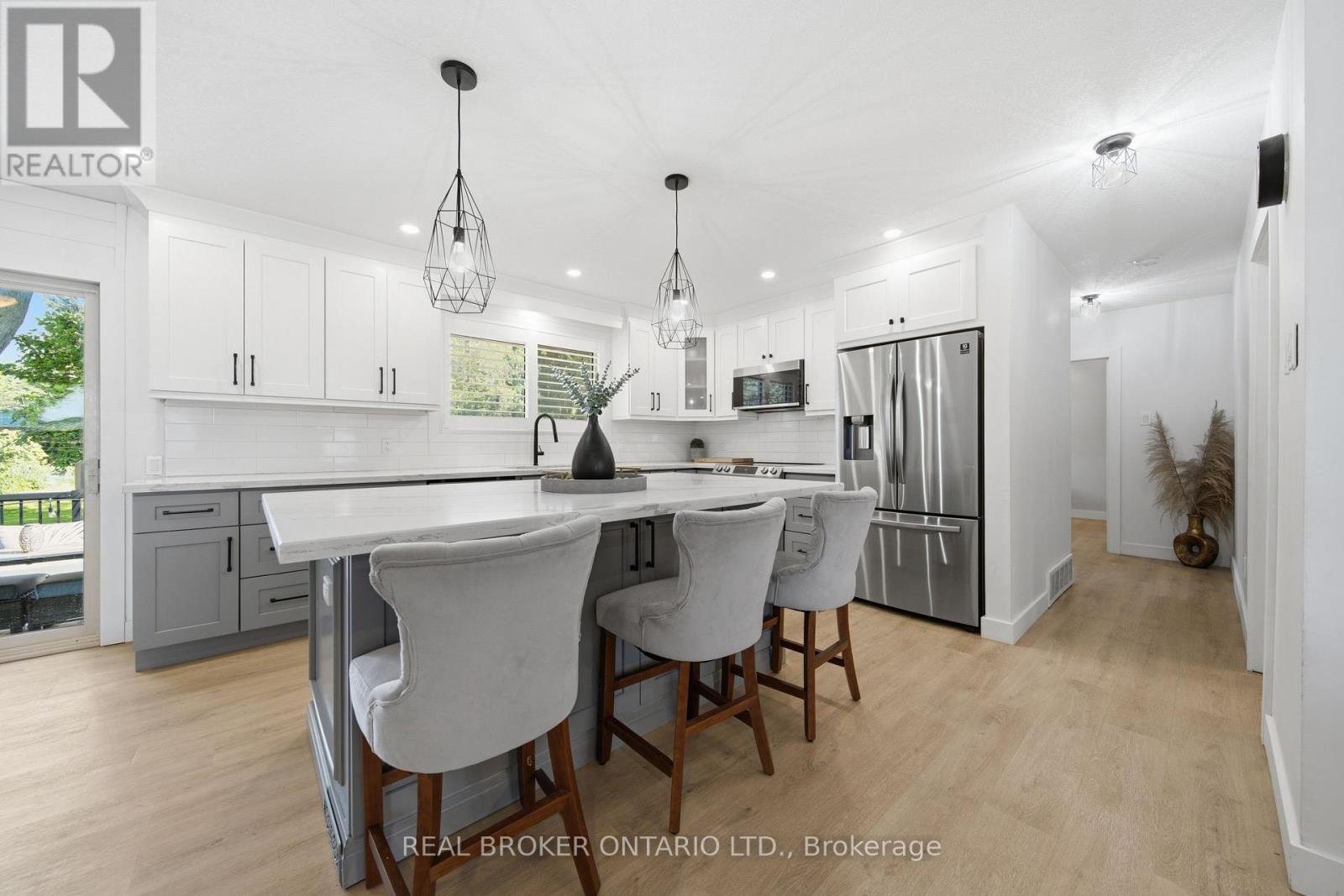 191 RUDY AVENUE - 19