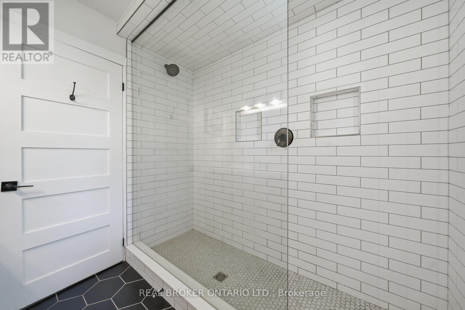 191 RUDY AVENUE - 26