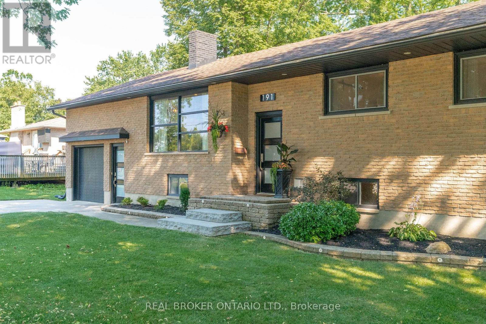 191 RUDY AVENUE - 3